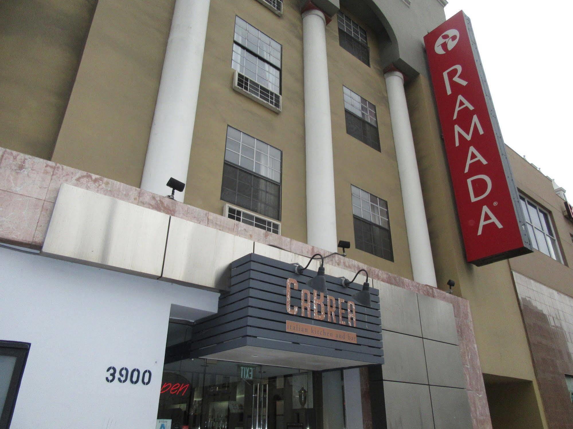 Ramada By Wyndham Los Angeles/Wilshire Center Hotel Buitenkant foto